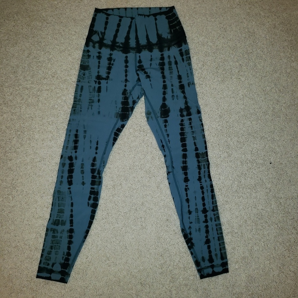 Lululemon Women's 6 Green/black Workout Leggings